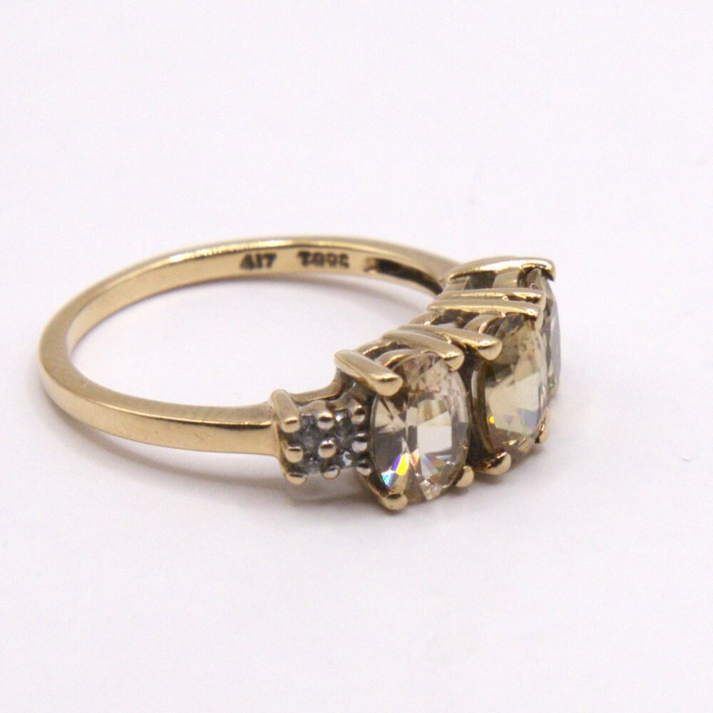 10KT GOLD YELLOW ZIRCON RING - Picture 8 of 11
